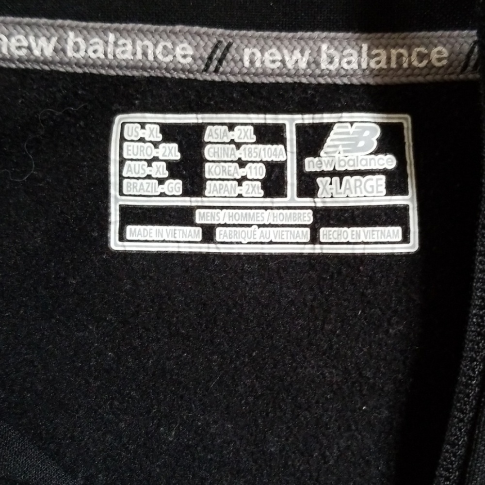 New Balance Pull Over Jacket - Picture 2 of 3